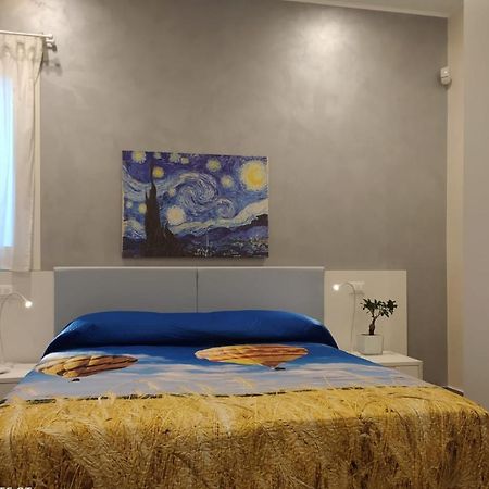 Villa Dedalisa By Holidayngo Ачиреале Екстериор снимка